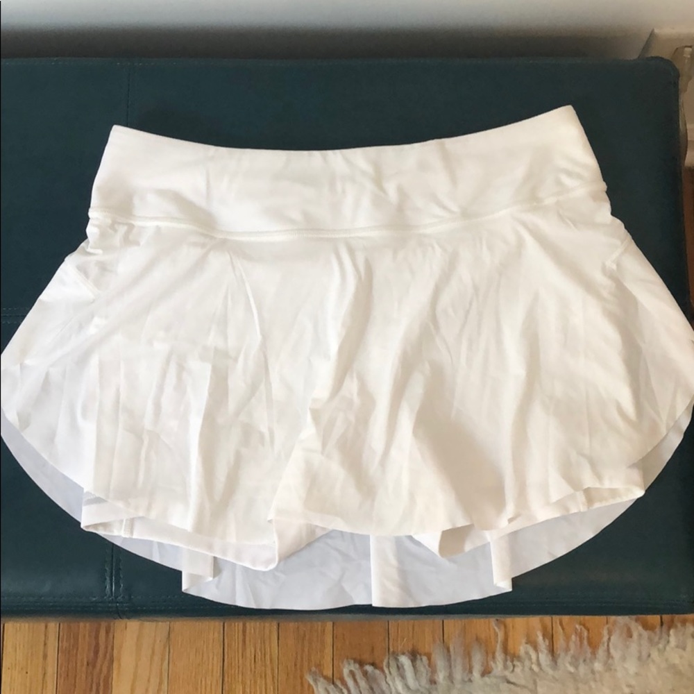 lulu lemon white tennis skirt